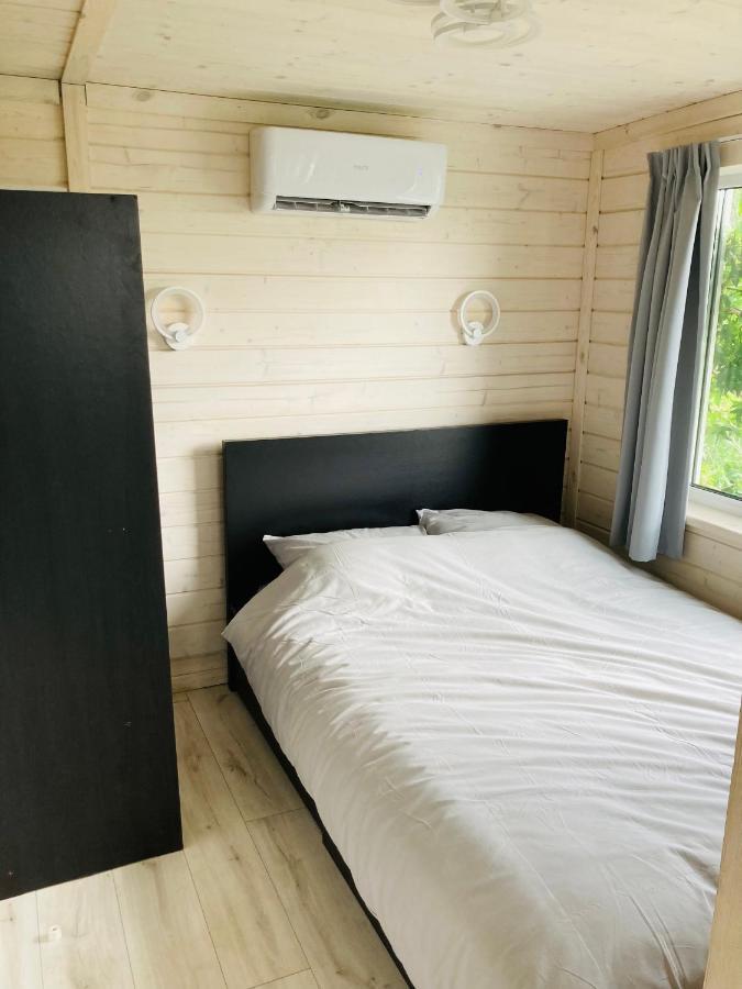 Tiny House Aan Het Water Op De Appelhof Villa Wommels Eksteriør bilde